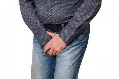 男性尿不出来怎么回事